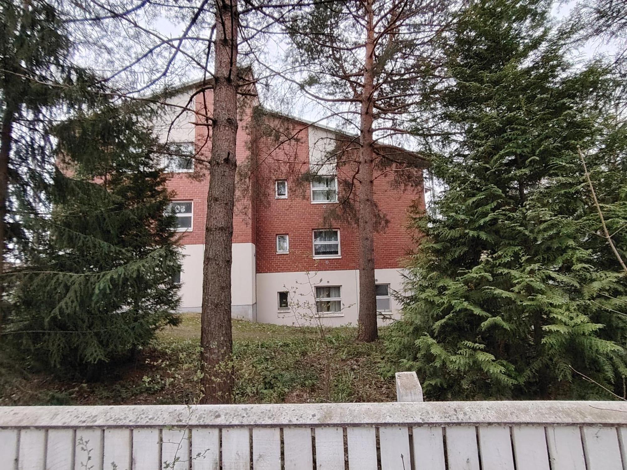 Parkstad Base Homestay *